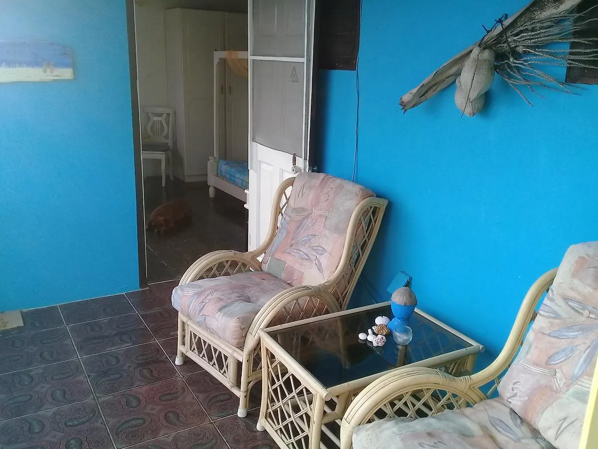 Barber Tropichill Apartments